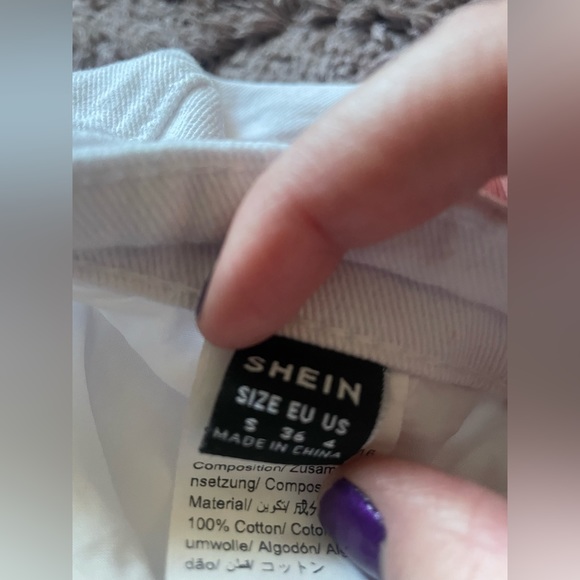 SHEIN White Baggy Jeans with Pockets - Women’s Size Small | US 4 - Picture 9 of 9